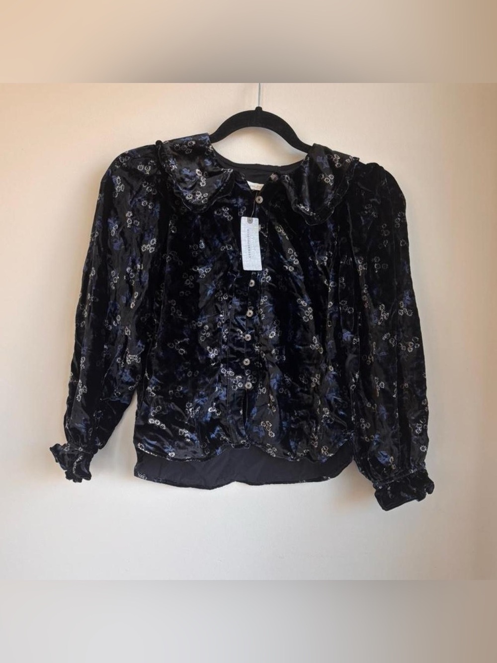Velvet Floral Button-Up Blouse - Black